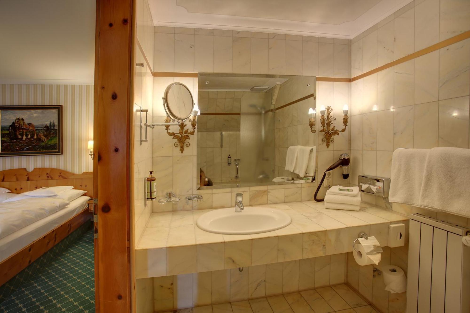 Hotel Brauereigasthof Landwehr-Bräu Reichelshofen Zimmer foto