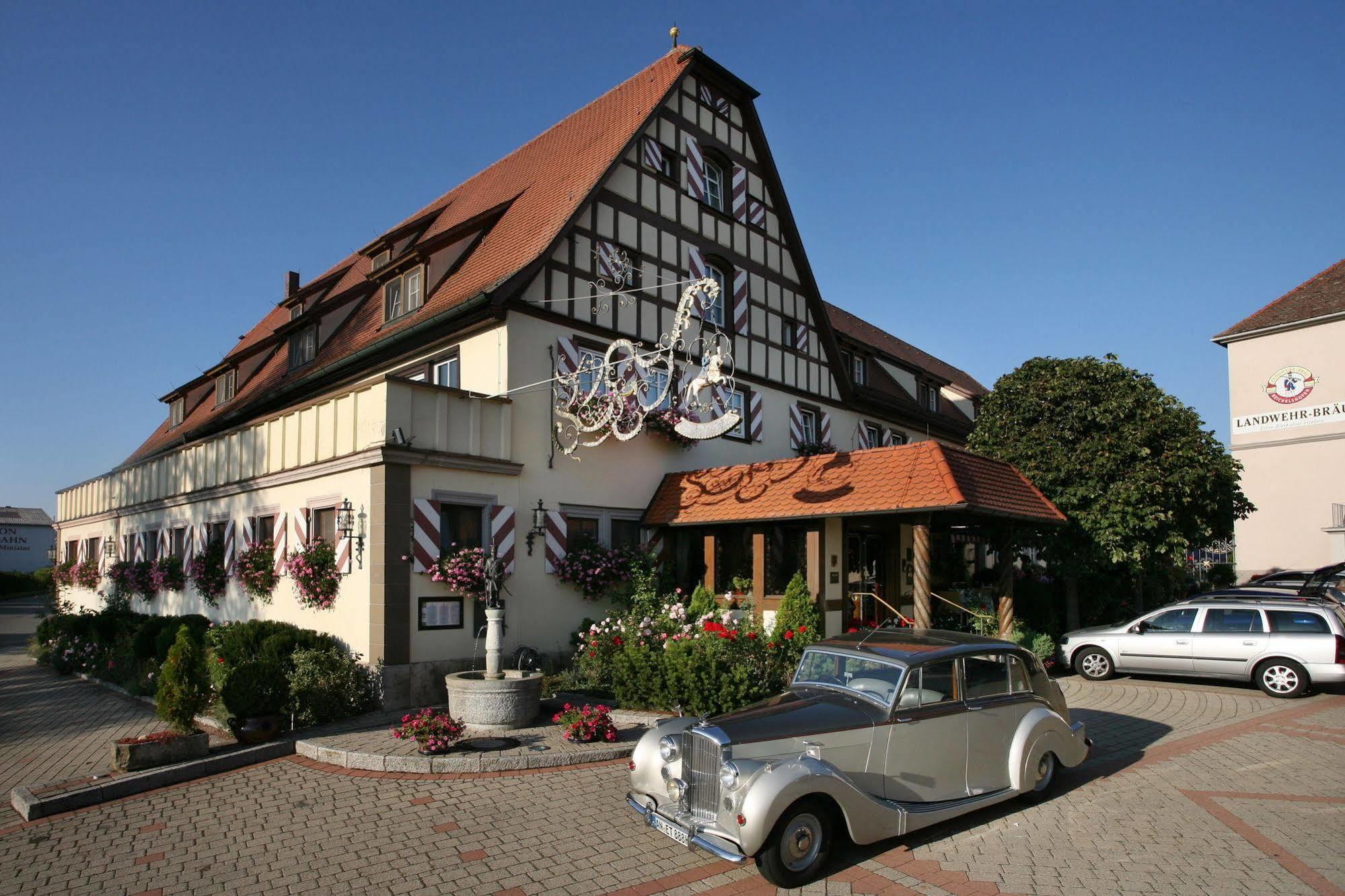 Hotel Brauereigasthof Landwehr-Bräu Reichelshofen Exterior foto